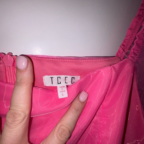 TCEC Vibrant Pink Puff Sleeve dress - Picture 2 of 5